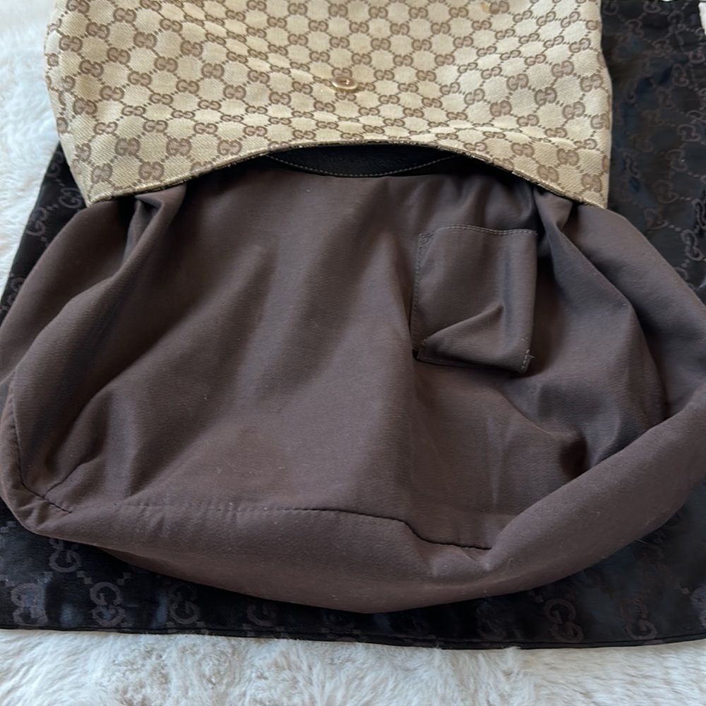 AUTHENTIC GUCCI BAG - Picture 11 of 11
